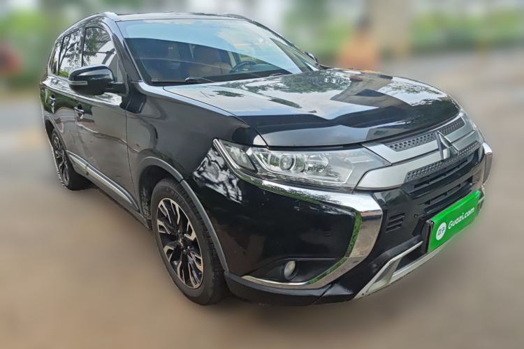 Used Mitsubishi Outlander 2019 2.0L Two-Wheel Drive Comfort Edition 5 Seats China V Standard
