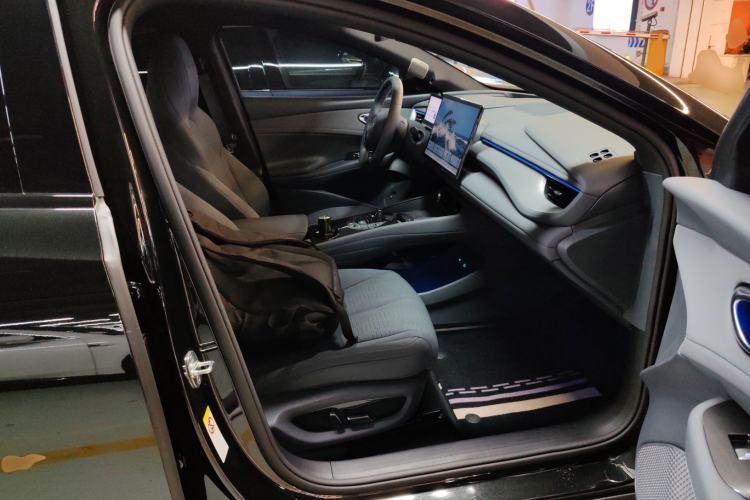 Used BYD Seal 06GT 2025 550 All-Wheel-Drive Heatwave Edition
