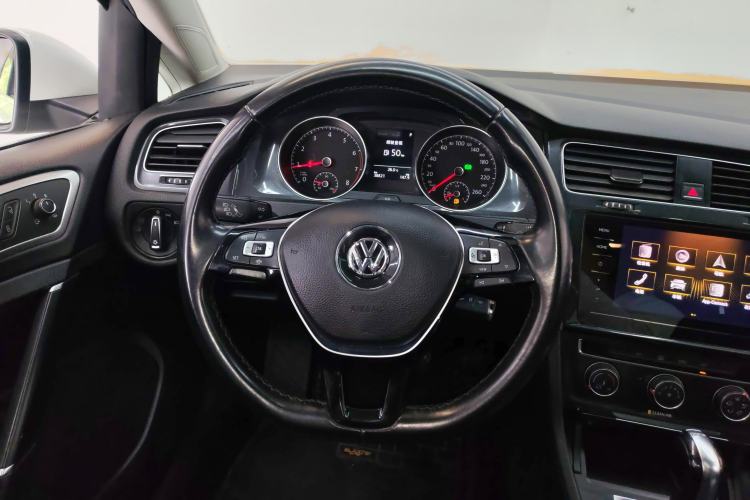 Used Volkswagen Golf 2020 200TSI DSG Comfortable and Ambitious Edition