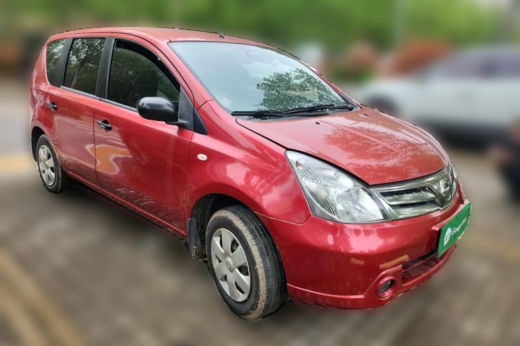 Used Nissan Livina 2010 Jingyue Edition 1.6L Manual All-Around Model Front Right 45 Deg