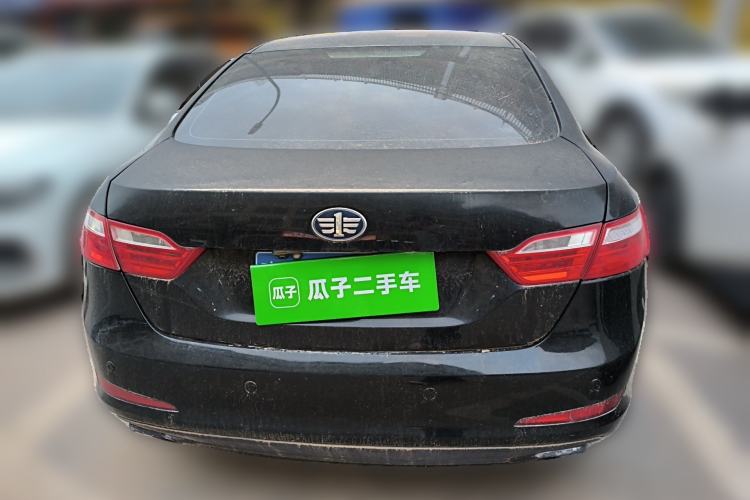 Used Bestune B70 2014 2.0L automatic luxury version Rear