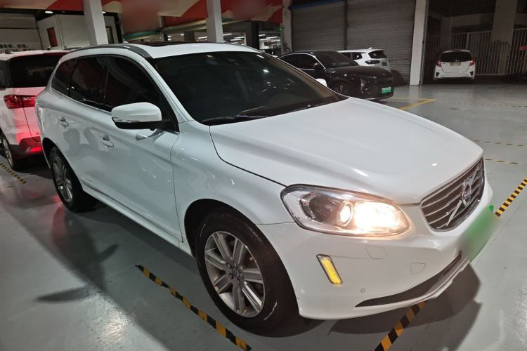 Used Volvo XC60 2017 T5 AWD Smart Upgrade Edition
