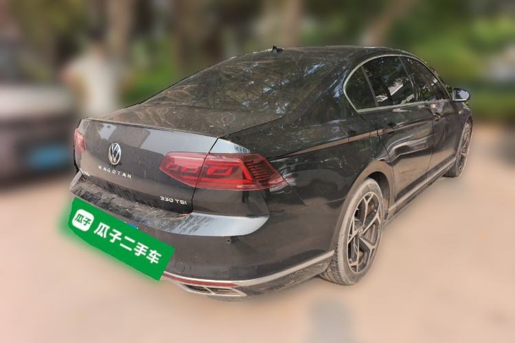 Used Volkswagen Magotan 2023 2 Million Units Commemorative Edition 330TSI DSG Luxury Version Exterior 5