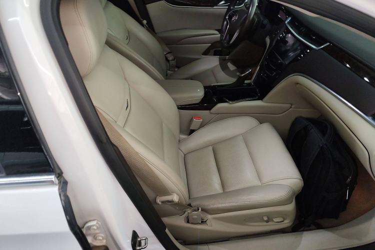 Used Cadillac XTS 2015 28T Comfort Model
