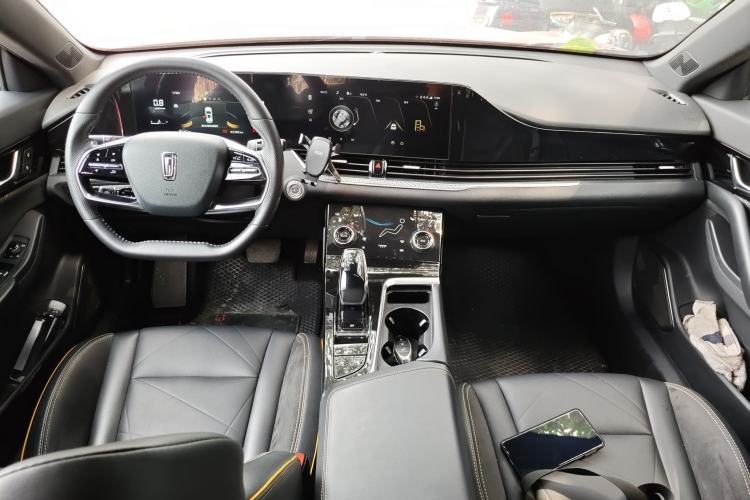 Used Bestune B70S 2022 2.0T War God King Center Console