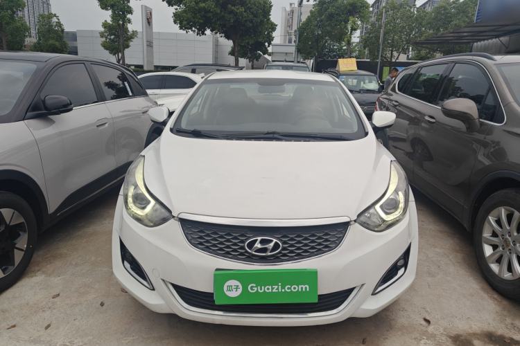Used Hyundai Elantra (5th Generation / Langdong) 2016 1.6L Automatic Smart Version
