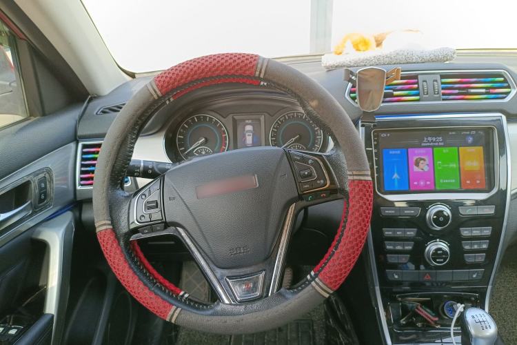 Used Haval H2 2014 1.5T Manual Two-Wheel Drive Prestige Edition