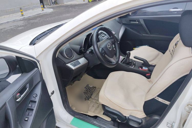 Used Mazda 3 2015 Sedan 1.6L Manual Elite Model Driver Seat
