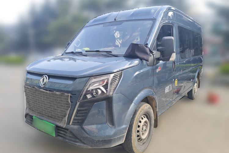 Used Dongfeng Yufeng 2023 V9+ 2.0T Manual Front-Wheel-Drive Multi-Function Mid-Roof Van with 7/8/9 Seats