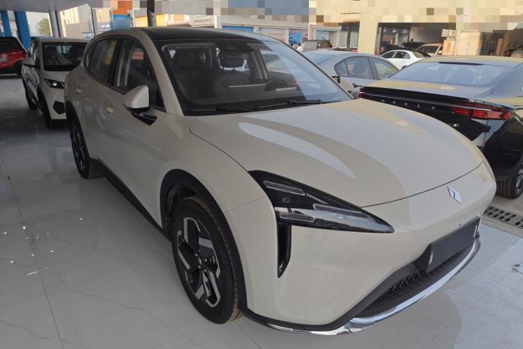 Used Baojun Yunhai 2025 Model 500km Pure Electric Travel Edition Front Right 45 Deg