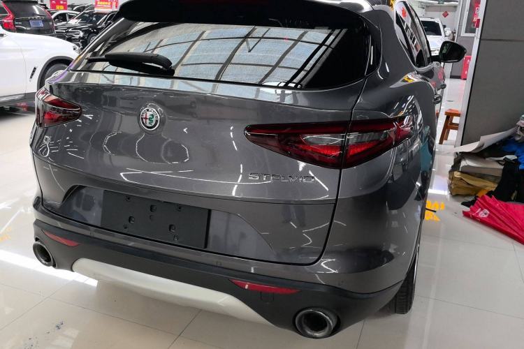 Used Alfa Romeo Stelvio 2017 2.0T 280HP Luxury Edition