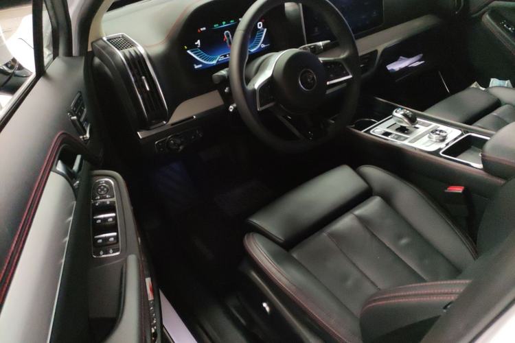 Used BYD Tang New Energy 2019 DM 2.0T All-Wheel Drive Connected Innovation Model 5 Seats China VI Standard Driver Seat