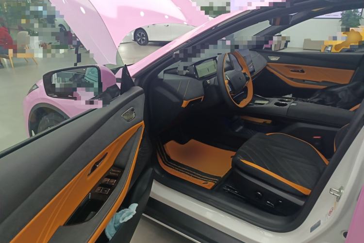 Used Deepal SL03 2025 Extended-Range Sporty Version