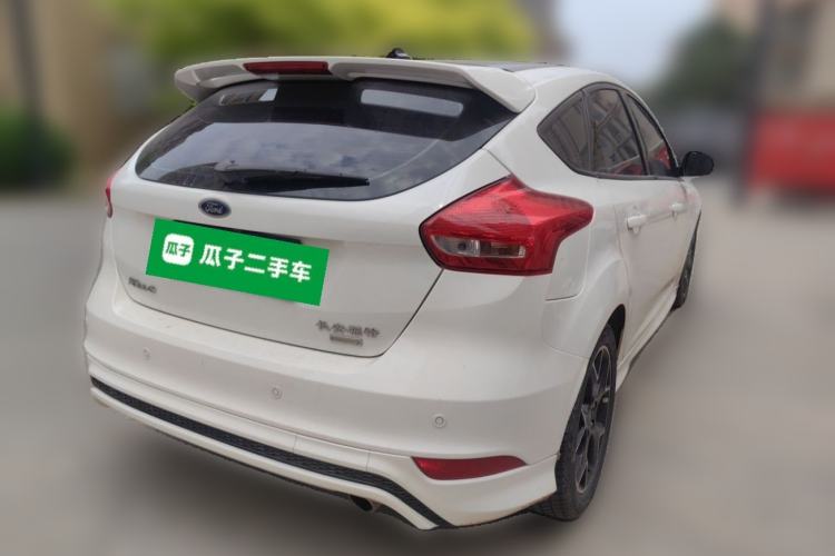Used Ford Focus 2017 1.5T CTCC White and Black Limited Edition

