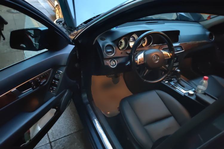 Used Mercedes-Benz C-Class 2011 C 200 CGI Elegant Model