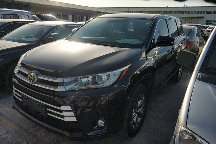 Used Toyota Highlander 2018 2.0T Two-Wheel Drive Elite Edition 5 Seats Emission Standard China V