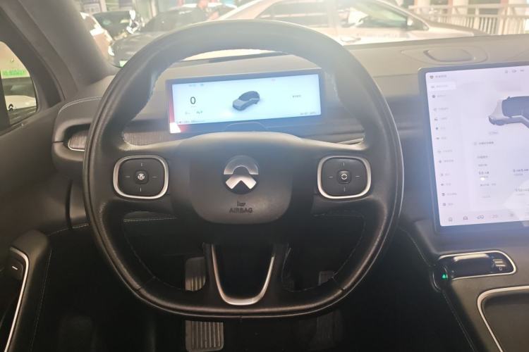 Used Nio ES6 2023 75 kWh Steering Wheel