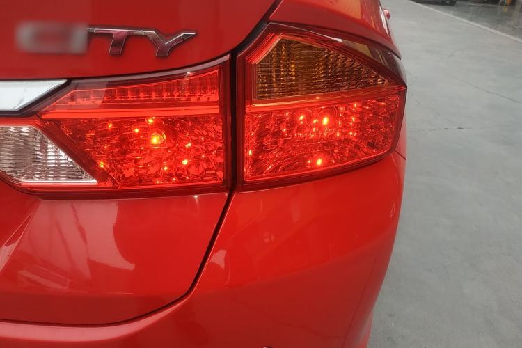 Used Honda City 2015 1.5L CVT Luxury Edition