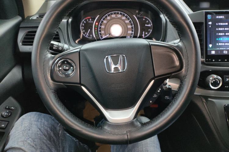 Used Honda CR-V 2016 2.0L Two-Wheel Drive Classic Edition