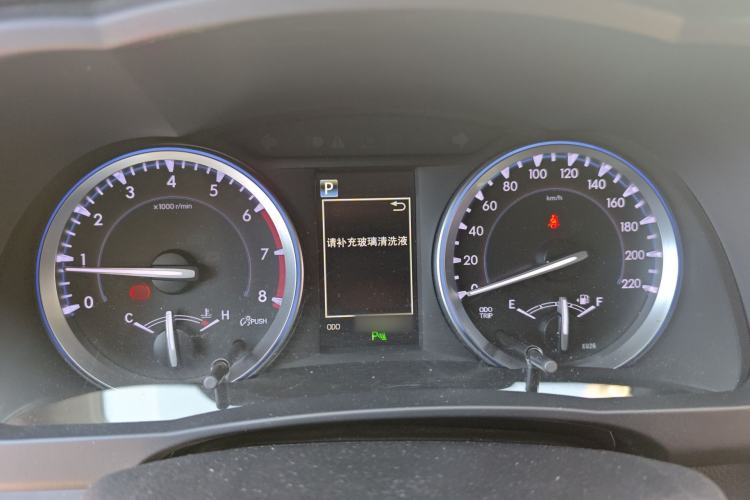 Used Toyota Highlander 2018 2.0T Four-Wheel Drive Luxury Edition 7 Seats China V Emission Standard