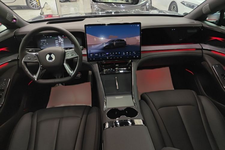 Used Denza Z9 2024 1100 km All-Wheel-Drive Ultra Version