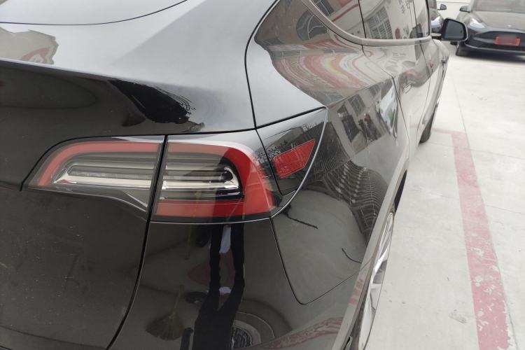 Used Tesla Model Y 2021 Standard Range Rear-Wheel Drive Version
