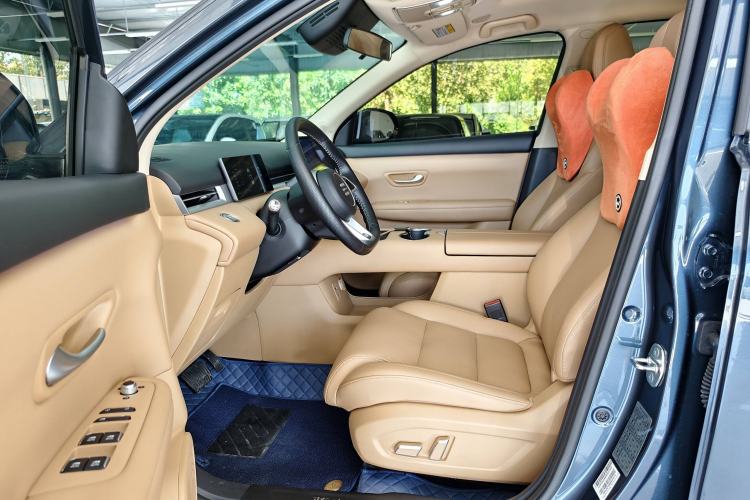 Used Landian E5 PLUS 2025 165 km Long-Range Version PLUS 5-Seater
