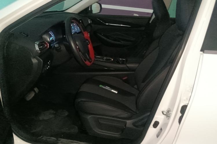 Used CHANGAN OSHAN X5 2021 Revised Version 1.5T DCT Luxury Edition
