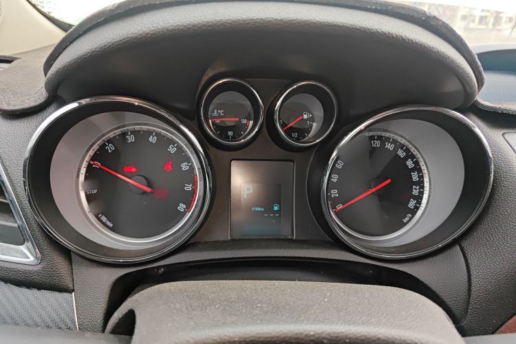 Used Buick Encore 2015 1.4T Automatic Two-Wheel Drive Urban Elite Version