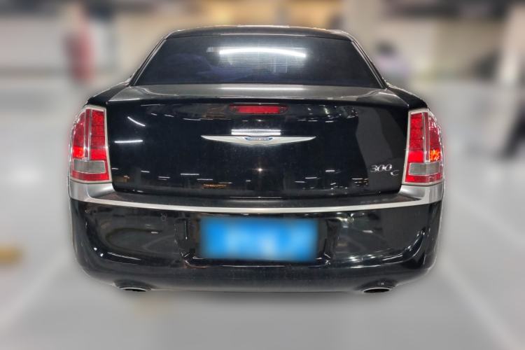 Used Chrysler 300C 2012 3.6L Luxury Edition