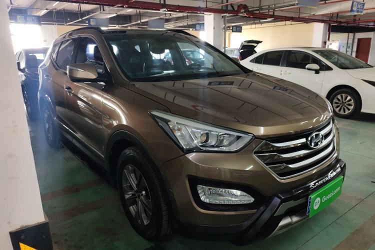 Used Hyundai Santa Fe 2015 2.0T Automatic Two-Wheel Drive Smart Version 5 Seats
