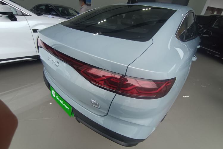 Used BYD Qin L 2025 DM-i Smart Drive 120KM Superior Model
