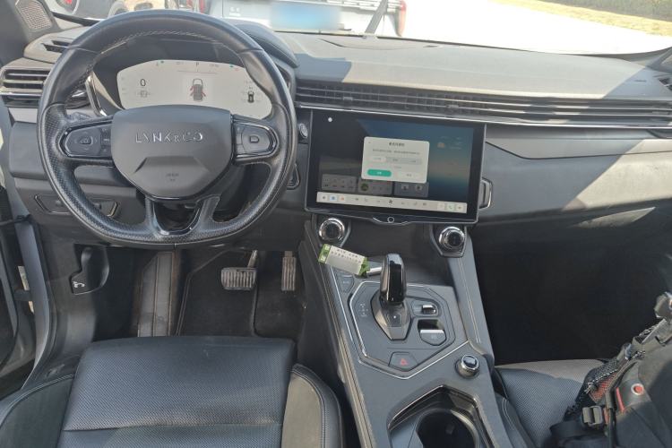 Used Lynk & Co 01 2023 1.5TD EM-F PM Center Console