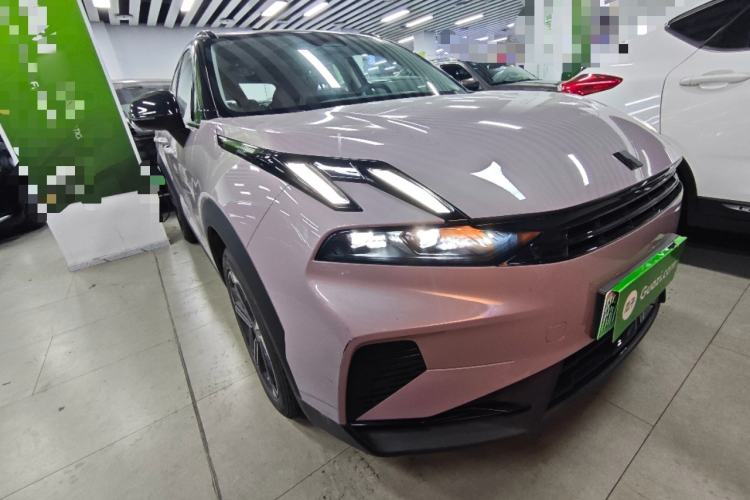 Used Lynk & Co 06 EM-P 2023 EM-P 126 Long-Range Halo Front Right 45 Deg