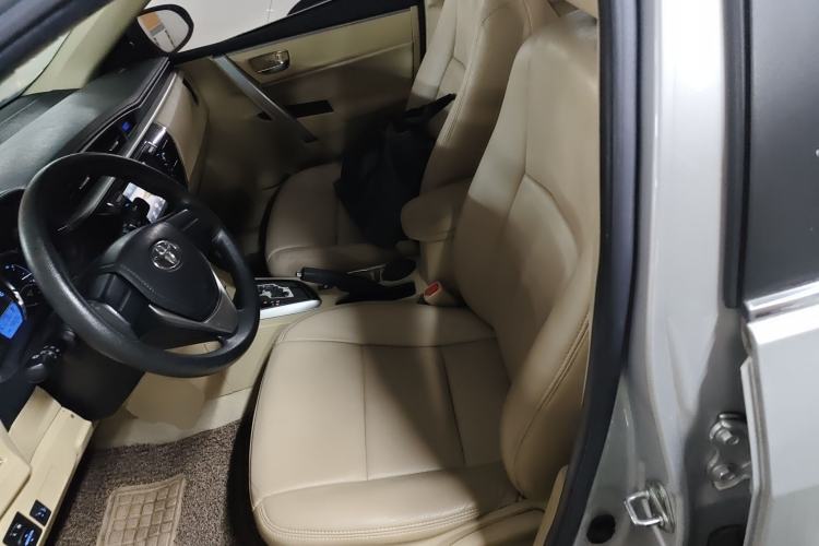 Used Toyota Corolla 2014 1.6L CVT GL Left Front Seat