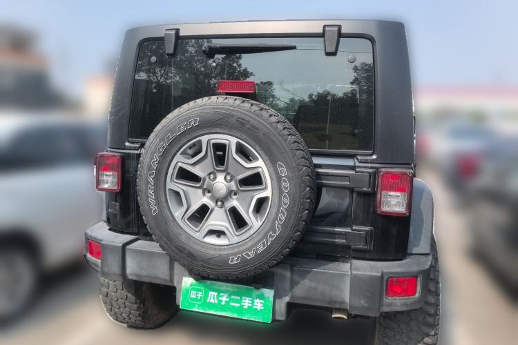 Used Jeep Wrangler 2015 3.6L Rubicon two-door model