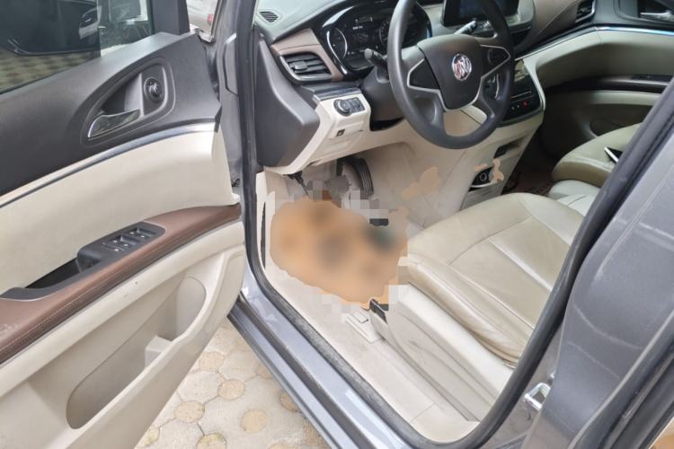 Used Buick GL8 2022 Land Cruiser Executive Class 652T Comfort Model Driver Seat