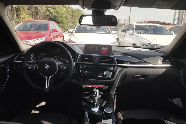 Used BMW 3 Series 2019 320Li Fashion Model
