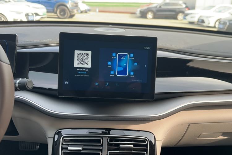 Used BYD Qin PLUS 2024 Honor Edition EV 510KM Beyond Model
