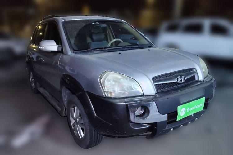 Used Hyundai Tucson 2009 2.0L Manual Two-Wheel Drive Fashion Edition
