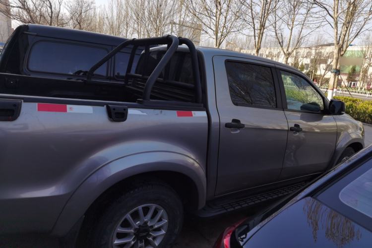 Used JMC Yuhu 3 2018 2.5T Diesel Two-Wheel Drive Advanced Version Standard Wheelbase Exterior 3