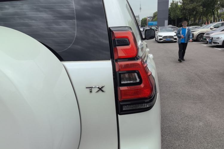 Used Toyota Prado 2018 3.5L Automatic TX-L with Rear-Mounted Spare Tire
