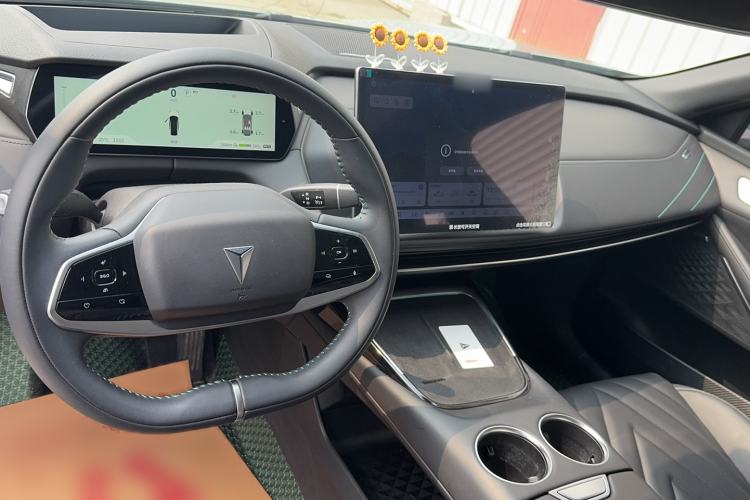 Used Deepal SL03 2023 515MAX Pure Electric Version Center Console