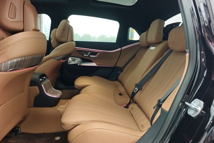 Used Mercedes-Benz E-Class 2025 Facelift E 300 L Luxury Edition