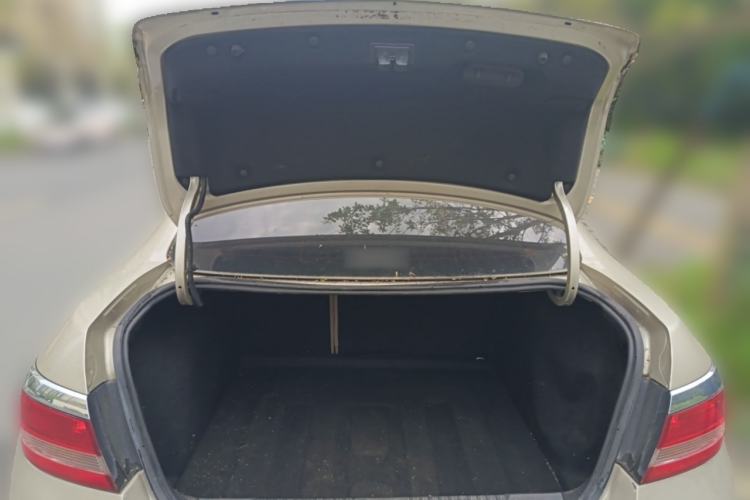 Used Buick GT 2013 GT 1.6L Manual Entry-Level Model Trunk