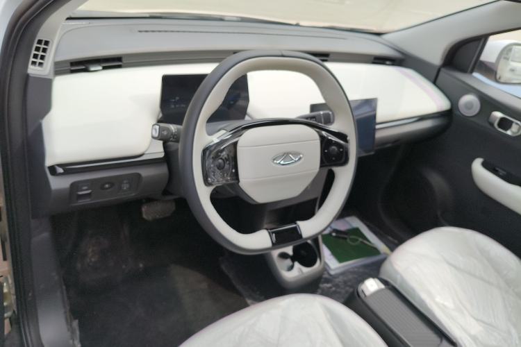 Used Chery Little Ant 2024 Revised Edition Youth Version 321 km Cool Love Edition 29.23 kWh