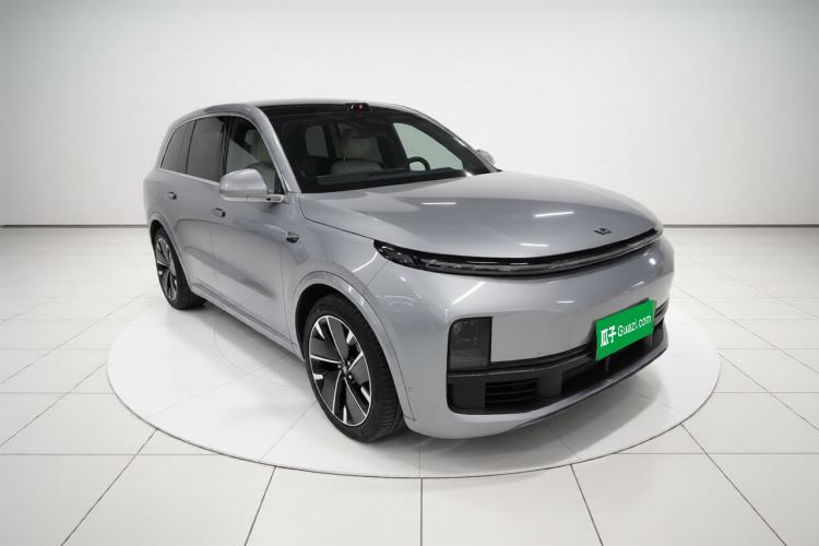 Used Li Auto L8 2025 Ultra Smart Refreshed Edition
