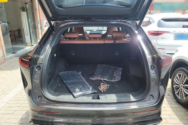 Used CHANGAN UNI-Z New Energy 2024 Blue Whale Smart Electric iDD 125km Beyond Edition
