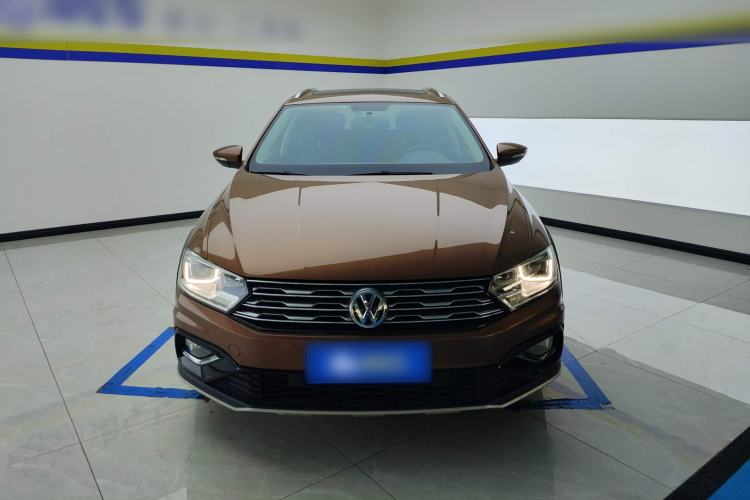Used Volkswagen C-TREK 2017 230TSI DSG Luxury Model