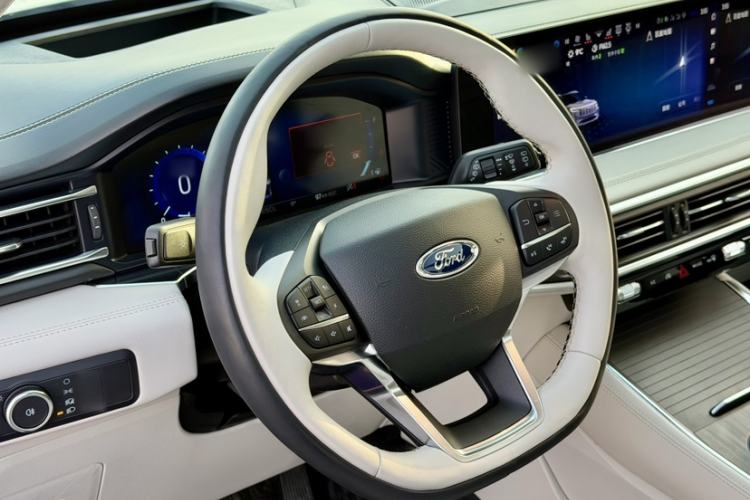 Used Ford Explorer 2023 EcoBoost 285 Four-Wheel Drive Red Gold Edition 6 Seats
